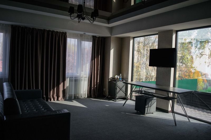 My Hotel Biszkek Zewnętrze zdjęcie